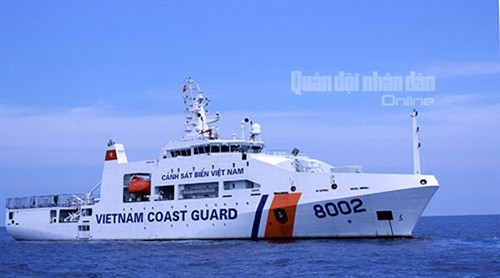 Vừa qua, tàu Cảnh sát biển 8002 đã có chuyến hành trình đầu tiên đưa đoàn công tác Bộ Quốc phòng thăm, kiểm tra một số tuyến đảo gần bờ của Việt Nam.