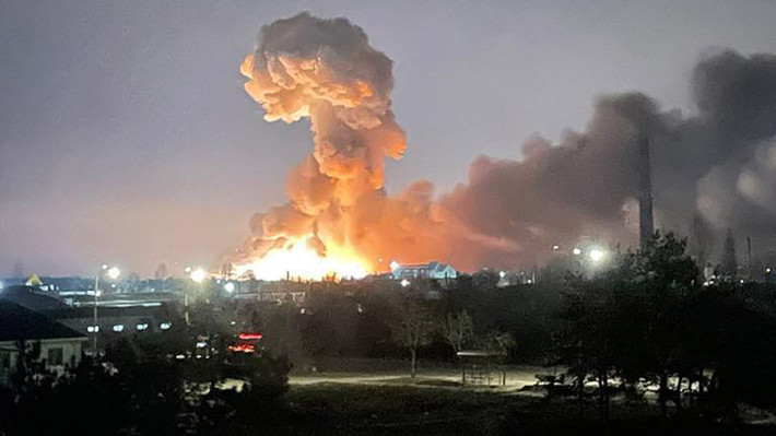 Đã 13 ngày trôi qua, tình hình Ukraine vẫn hết sức căng thẳng khi sau 3 lần tiến hành đàm phán mà không có bước tiến rõ rệt trong việc tìm ra các giải pháp kết thúc giao tranh.