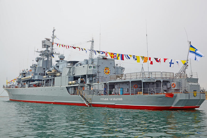 Từ tháng 11/2006 đến tháng 11/2007, tàu Hetman Sahaidachny được sửa chữa lớn ở Mykolaiv với chi phí 15 triệu Hryvnia. Năm 2008, Hetman Sahaidachny tham gia cuộc tập trận "Chiến dịch nỗ lực tích cực" ở Biển Địa Trung Hải.
