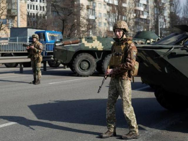 Nếu quân đội Ukraine thực sự chủ động tấn công Nga thì họ sẽ đối đầu trực diện với quân chủ lực của Nga. Với lực lượng hiện tại Ukraine khó có thể gom đủ binh lính và vũ khí để đủ sức đối đầu với một sư đoàn chủ lực của Nga.