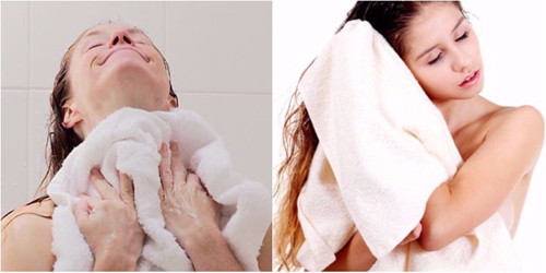 Lau khô người đúng cách. Sau khi tắm, bạn cần lau khô người bằng khăn sạch, đặc biệt chú ý đến những vùng tiết mồ hôi nhiều như nách, nơi da có nhiều nếp gấp. Thông thường, vi khuẩn gây mùi xuất hiện nhanh trong môi trường ẩm ướt. Vì vậy, lau khô người cũng góp phần hạn chế mùi đáng kể.