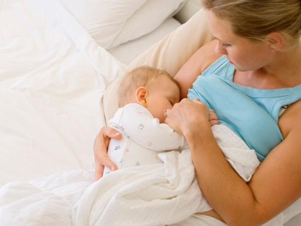 Bổ khí huyết, tăng tiết sữa (do khí huyết kém): Lạc nhân (cả vỏ lụa) 50g, nấm hương 20g, 1 chân giò, thái miếng lấy phần nhiều nạc ít mỡ. Hầm nhừ, ngày ăn một lần hoặc cách ngày một lần. Ảnh: Mecon.vn.