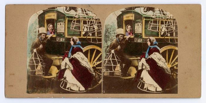 Tai nạn xảy ra liên tiếp đến nỗi, năm 1898, một công ty may mặc đã cấm công nhân nữ của họ mặc váy phồng sau vụ một cô công nhân thiệt mạng khi bị váy cuốn vào máy tẩy vải.