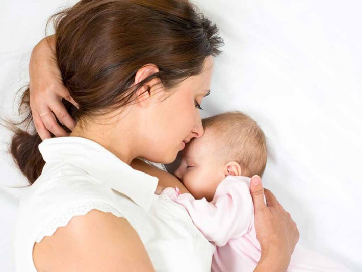Chữa sữa không xuống (hoặc quá ít) sau khi đẻ: 7 quả trâu cổ chín, hầm với 1 cái chân giò lợn, ăn và uống hết nước (quả tươi hoặc khô đều được). Ảnh: tuticare.com.