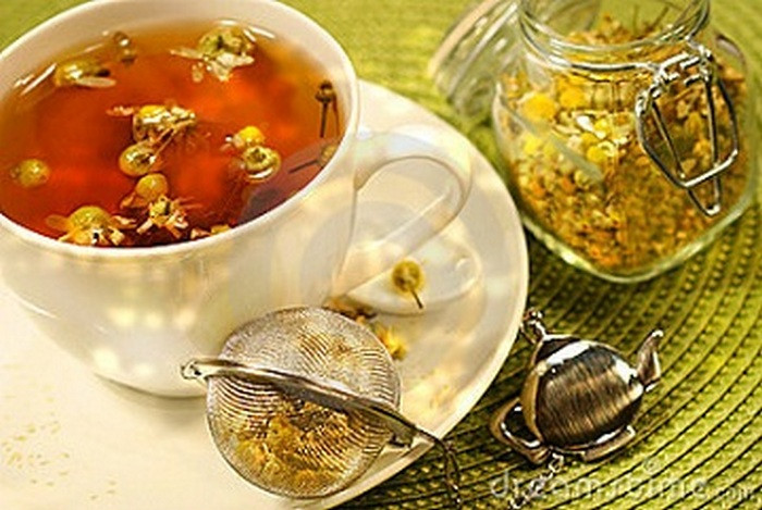 Trà giảm béo từ táo mèo. Dùng táo mèo, thảo quyết minh, hoa cúc mỗi thứ 20g sắc lấy nước uống thay trà hàng ngày. Cách này không chỉ có tác dụng giảm béo hiệu quả mà còn có tác dụng mát gan, đẹp da. Ảnh: Phatgiaonguyenthuy.