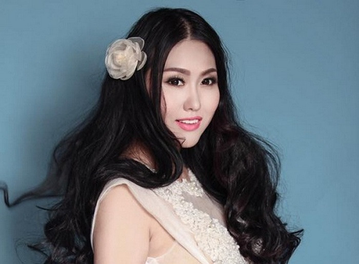 Tuy thẩm mỹ nhưng Phi Thanh Vân chưa bao giờ thỏa mãn với sắc đẹp của mình. Cô thực hiện nhiều phương pháp làm đẹp khiến người khác rùng mình, điển hình là làm đẹp bằng tế bào tự thân. Ảnh: Vietnamnet.