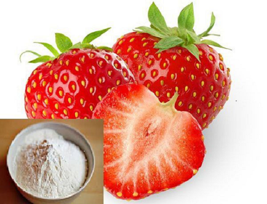 4. Dâu tây và baking soda. Tác dụng: Giúp móng chắc khỏe. Nghiền nát 4-5 quả dâu tây rồi trộn cùng một thìa cà phê baking soda. Thoa hỗn hợp này lên tay và để trong 10 phút, sau đó rửa sạch tay bằng nước ấm và lau khô lại bằng khăn mềm. Ảnh: taytrangranggiare.net.