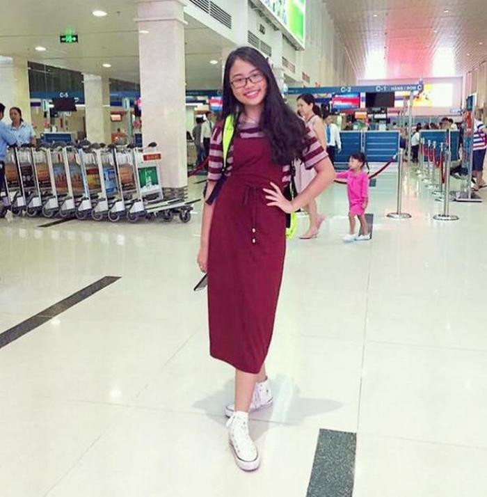 Nhìn trang phục đời thường của Phương Mỹ Chi khó ai đoán cô bé mới chỉ 14 tuổi. Ảnh: Kenhsao.