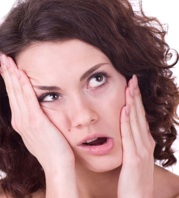 Đau răng: Bôi hạt tiêu đen vào lợi sẽ làm giảm cơn đau răng. Ảnh: chuadaurang.vn.