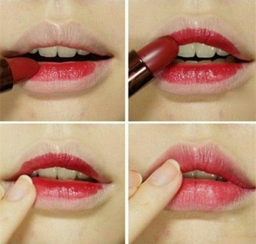 8. Biến tấu son màu đậm. Để giúp cô nàng mê son đậm trẻ trung hơn và không quá ‘’dừ’’ so với tuổi, hãy tán son tỉ mỉ từng chút một lên môi để có lớp son tự nhiên và nhẹ nhàng nhé.