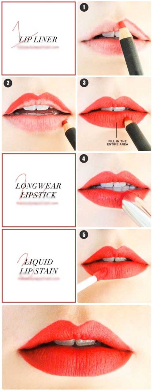 1. 4 bước đánh son chuẩn nhất: Kẻ viền môi bằng chì, Tô môi với chì, Tô son lì lên trên, Cuối cùng đánh son kem.