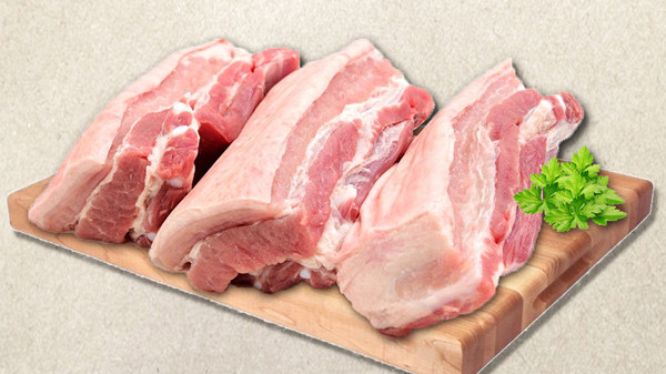 Khi ăn, thịt lợn cung cấp lượng chất đạm, chất béo, các vitamin và muối khoáng dồi dào cho cơ thể. Tuy nhiên, chuyên gia sức khỏe khuyến cáo khi mua thịt chế biến món ăn gia đình nên tránh những bộ phận cực bẩn trên lợn dưới đây.