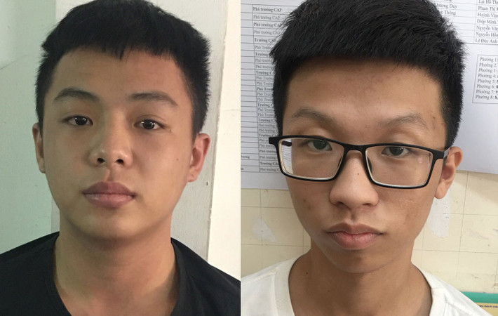 Chém gần lìa tay đối thủ vì mâu thuẫn trên sân bóng: Chiều 17/3/2020, Bùi Duy Long (20 tuổi), Huỳnh Nhật Tân (22 tuổi), Ngô Trần Anh Tuấn (18 tuổi) và một số người khác đến sân bóng trên đường Tạ Quang Bửu. Trong lúc chơi, Long va chạm với một thành viên của đội bạn và bị người này đánh. Sự việc được những người trên sân can ngăn. Khoảng 20h30 cùng ngày, Long cùng Tân, Tuấn ra về thì bị nhóm thanh niên mang theo hung khí chặn đánh. Tuấn bị một người chém gần lìa cánh tay, phải nhập viện cấp cứu. (Ảnh: Công an cung cấp)