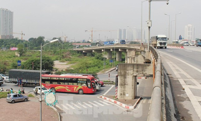 Năm 2017, lãnh đạo UBND thành phố Hà Nội có văn bản gửi Thủ tướng đề xuất được thực hiện dự án theo hình thức BT và hoàn thành dự án vào năm 2020. Tuy nhiên, sau khi được lãnh đạo Chính phủ chấp thuận giao cho Hà Nội triển khai, đến nay dự án vẫn đang giậm chân tại chỗ.