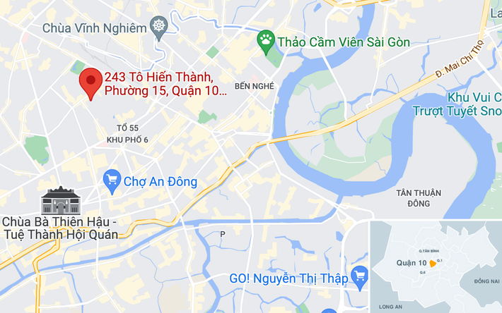 Khoảng 8 giờ 30 phút sáng ngày 22/4, khói lửa bùng lên từ căn nhà một trệt, ba lầu trong hẻm đường Tô Hiến Thành (phường 13, quận 10, TP.HCM). (Ảnh: Zingnews)