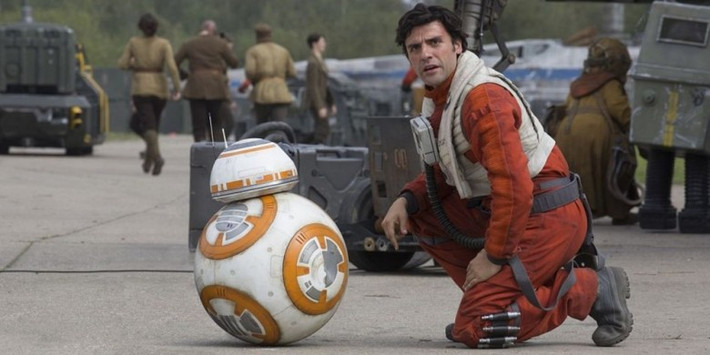 Poe Dameron do Oscar Isaac thủ vai là một trong những phi công dũng cảm và tài năng của quân đội kháng chiến. Anh là chỉ huy trưởng của phi đội Black Squadron, gồm nhiều chiếc phi cơ tác chiến X-wing T-70 đời mới.