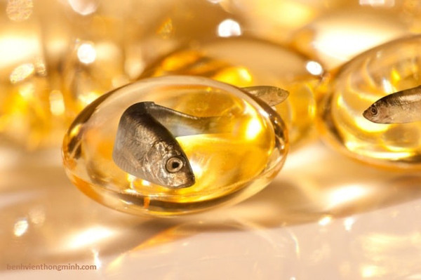 Chất béo không bão hòa đa (axit béo omega-3) trong chất béo có thể làm giảm mức chất béo trung tính, tăng mức lipoprotein mật độ cao và giúp giảm sự tích tụ mảng bám trong động mạch, do đó làm giảm các cơn đau tim và đột quỵ. Ăn thực phẩm giàu axit béo omega-3 cũng có thể làm giảm nguy cơ mắc các vấn đề về nhận thức, một số loại ung thư và các bệnh về mắt.