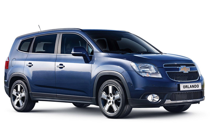 Chevrolet Orlando là mẫu xe đa dụng 07 chỗ với thiết kế khá hiện đại và tiện nghi. Đây là đối thủ của Toyota Innova tại thị trường Việt nam. Mẫu MPV Orlando LTZ có giá 684 triệu đồng (giảm 15 triệu đồng).