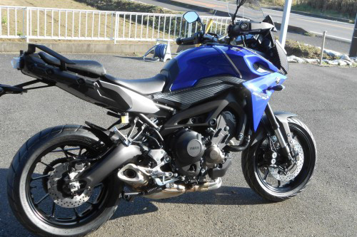 Yamaha MT-09 Tracer 2017 sẽ chính thức lên kệ tại thị trường Malaysia từ giữa tháng 7/2017 này. Các đối thủ cạnh tranh chính gồm MV Agusta Stradale, Triumph XRx, Ducati Hyperstrada và BMW Motorrad F800 GS.