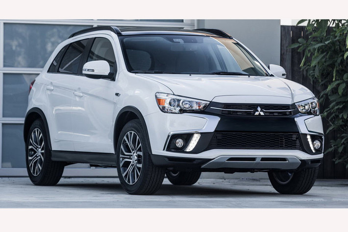 Theo kế hoạch ban đầu, mẫu xe Mitsubishi Outlander Sport và Outlander Sport thế hệ mới sẽ được ra mắt thị trường trong năm nay. Tuy nhiên, do ảnh hưởng từ thương vụ Nissan thâu tóm Mitsubishi, khiến cho kế hoạch ra mắt bị chậm lại.