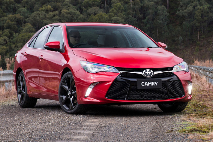 Vị trí thứ 5 thuộc về cái tên Toyota Camry với 2.385 chiếc được bán ra và đứng ở vị trí cuối cùng là Hyundai Accent đến từ thương hiệu xe Hàn Quốc.