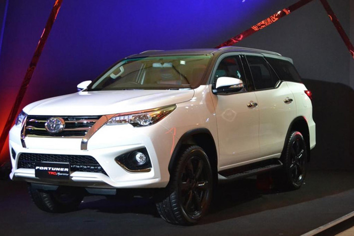 Toyota Fortuner với doanh số bán ra 661 chiếc trong tháng 12/2016 và cả năm đạt 11.584 chiếc, hiện đang xếp ở vị trí thứ 5.