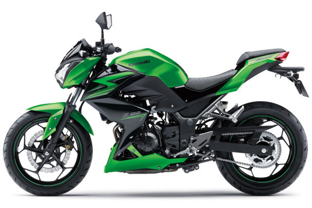 Kawasaki Motor Indonesia mới đây vừa giới thiệu thêm phiên bản màu sắc mới cho chiếc xe môtô Kawasaki Z250 ABS, đối thủ đáng gờm của hai "người đồng hương" là Honda CBR250R và Yamaha R25.
