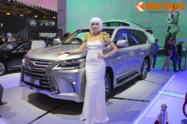 Lexus LX570 – mẫu xe hạng sang của thương hiệu Toyota Nhật Bản hiện đang thực hiện giảm giá khủng nhất thời gian vừa qua, lên tới 210 triệu đồng. Hiện giá bán mới là 7,81 tỷ đồng.