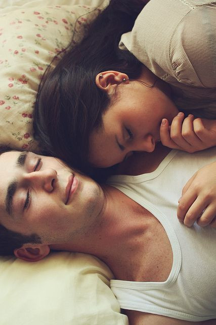 Tình dục không an toàn là một trong những nguyên nhân dẫn đến các bệnh lây nhiễm qua đường tình dục, khiến đường sinh dục dễ bị viêm nhiễm và dẫn đến tình trạng vô sinh. (Nguồn Guu)