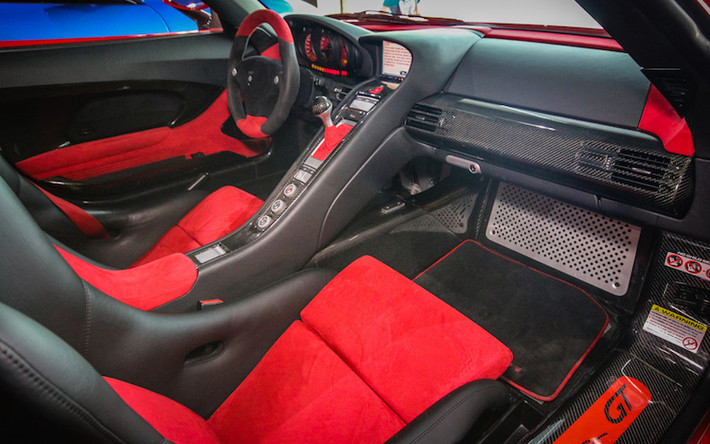 Tới tận ngày nay, dù đã có "hậu duệ" là 918 Spyder nhưng Carrera GT vẫn được coi là chiếc xe "đáng sợ" nhất" của Porsche. Ngay cả tay lái thử lão luyện của Porsche là Walter Rohrl cũng phải công nhận rằng Carrera GT là chiếc xe duy nhất khiến ông thực sự cảm thấy sợ hãi sau tay lái.