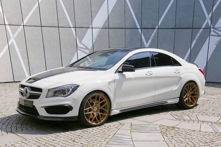 Cũng như các hãng độ tên tuổi khác chuyên xe Mercedes như Lorinser, Brabus... Loewenstein đã bắt đầu với việc sửa đổi lại kiểu dáng chiếc Mercedes CLA 45 AMG trên bản độ SAPPHIRE LM45-410 Turbo.