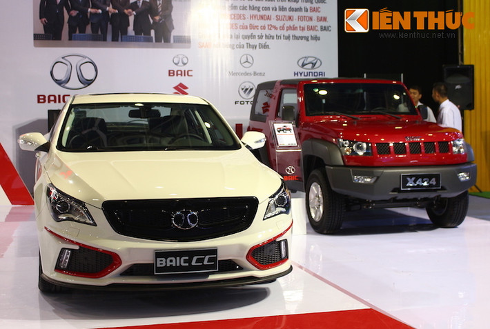 Tại Việt Nam, dàn xế hộp BAIC và Luxgen đều được phân phối bởi Auto Group Kylin. Trong đó BAIC - một hãng xe khá nổi tiếng tới từ Trung Quốc mới bắt đầu bước chân vào nước ta từ tháng 10/2015.