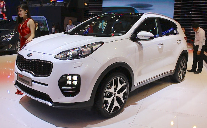 Được thiết kế lại từ đầu, Kia Sportage 2016 có một diện mạo hoàn toàn mới với những đường nét ấn tượng và nội thất sang trọng, rộng rãi và tiện nghi hơn nhiều so với thế hệ trước.