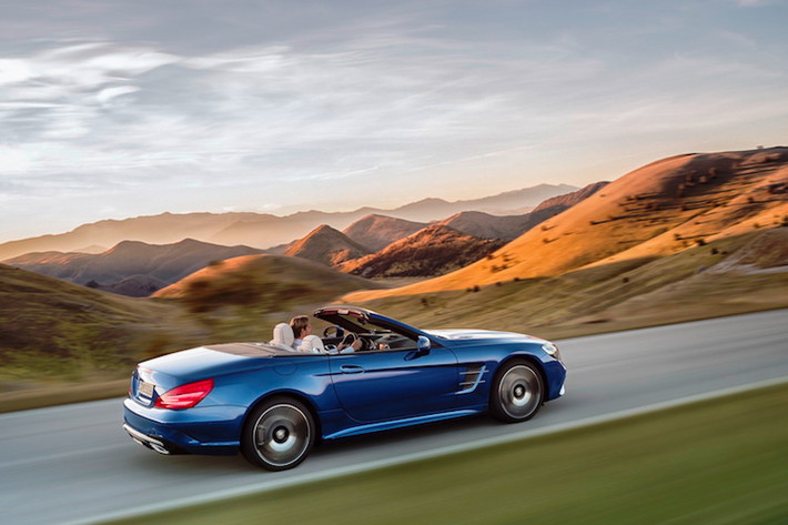 Những thông tin chi tiết về SL 2017 sẽ được Mercedes cập nhật tại triển lãm Los Angeles diễn ra vào tuần tới.