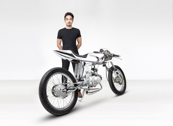 Bandit9 là một studio độ xe được thành lập ở Sài Gòn vào năm 2009 bởi Daryl Villanueva - một nhà thiết kế sinh ra tại Phillipines. AVA là chiếc xe Honda 67 độ thứ 3 dựa trên cơ sở Honda SS50 (hay Honda 67) được studio này thực hiện, sau chiếc EVE và Bishop trước đây.