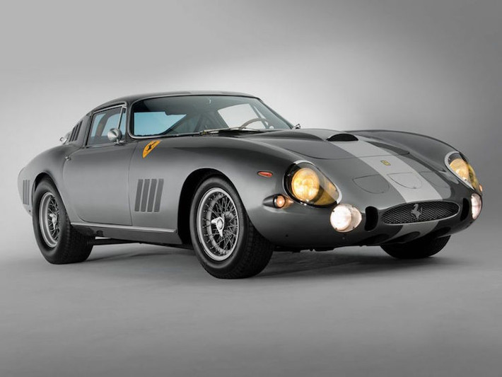 Ferrari 275 GTB/C đời 1964, được bán với giá chốt 26,4 triệu USD vào năm 2014 (tương đương 593,47 tỷ đồng theo tỷ giá hiện nay).
