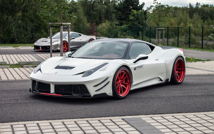 Đầu tiên, Prior Design đã trang bị cho chiếc siêu xe Ferrari 458 Italia bộ widebody do chính hãng thiết kế với tên gọi PD458.