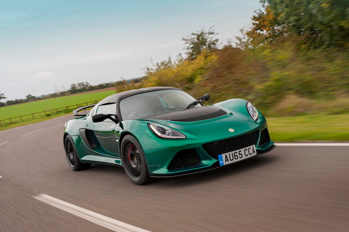 Lotus sẽ bắt đầu bán Exige Sport 350 tại châu Âu từ tháng 2/2016. Sau đó chiếc xe sẽ tới Mỹ trong tháng 3/2016.