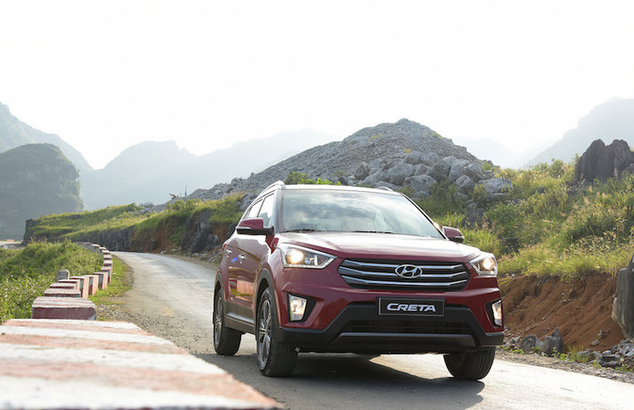 Hyundai Creta được trang bị đầy đủ những công nghệ an toàn như: chống bó cứng phanh ABS, hỗ trợ phanh khẩn cấp BA, phân phối lực phanh điện tử EBD, cân bằng điện tử ESC,... Đồng thời thân xe được chế tạo bằng công nghệ luyện thép độc quyền, giúp gia tăng hơn 20% độ cứng.