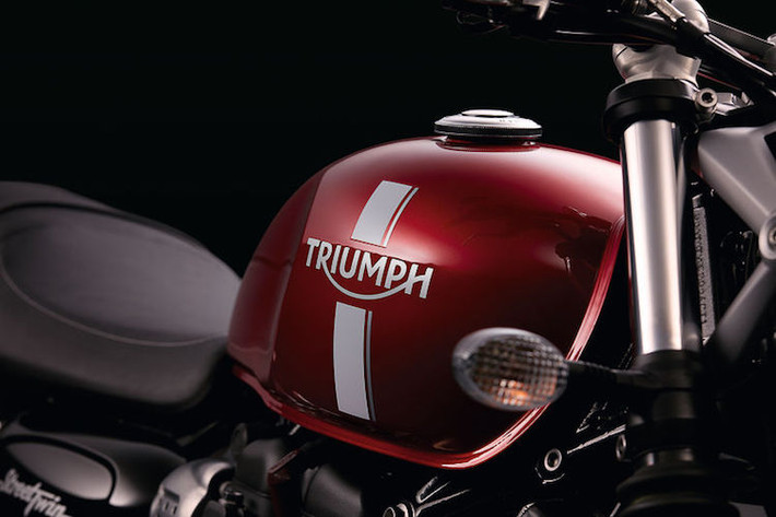 Giống như đối thủ Ducati Scrambler, Triumph cũng đem tới hàng loạt các tùy chọn khác nhau cho Street Twin và bán sẵn chiếc xe với 3 gói trang bị theo 3 phong cách khác nhau.