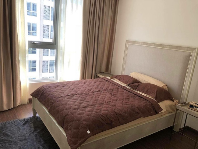 Năm 26 tuổi, cô mua thêm một căn hộ nữa. Tới năm 28 tuổi, cô đã sở hữu công ty mỹ phẩm mang tên mình. Dự định trong năm tới của Kiko Chan là mua tiếp vài căn hộ để đầu cơ.