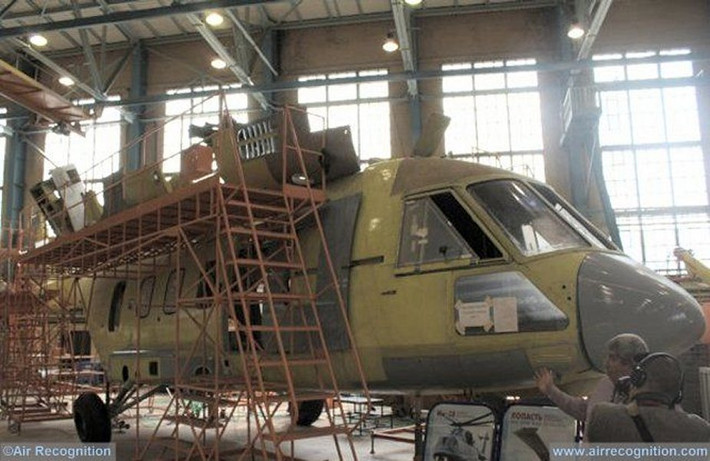 Bộ Quốc phòng Nga xác nhận trực thăng vận tải hạng trung Mi-38T mới sẽ được đưa vào hoạt động trong quân đội Nga từ quý IV năm nay. Ảnh: Air Recognition.