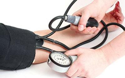 Theo dõi thời tiết hàng ngày Nắm được những thông tin thời tiết để có những kể hoạch làm việc, vui chơi hợp lý. Tỉ lệ người bệnh tim mạch và huyết áp có nguy cơ đột quỵ cao khi thời tiết nóng. Vì thế nên chủ động kiểm soát tốt bệnh của mình, sử dụng sản phẩm phòng ngừa, giúp ổn định huyết áp, tăng cường phòng ngừa xơ vữa động mạch...
