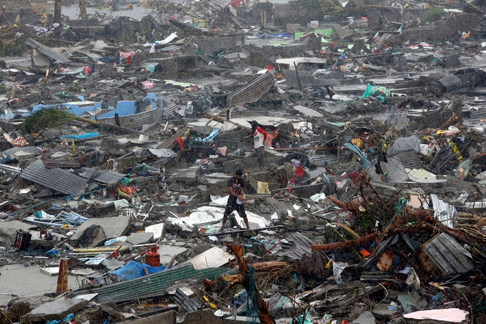 Siêu bão Haiyan năm 2013 là cơn bão mạnh nhất từng đổ bộ Philippines, khiến hơn 7.300 người thiệt mạng hoặc mất tích.