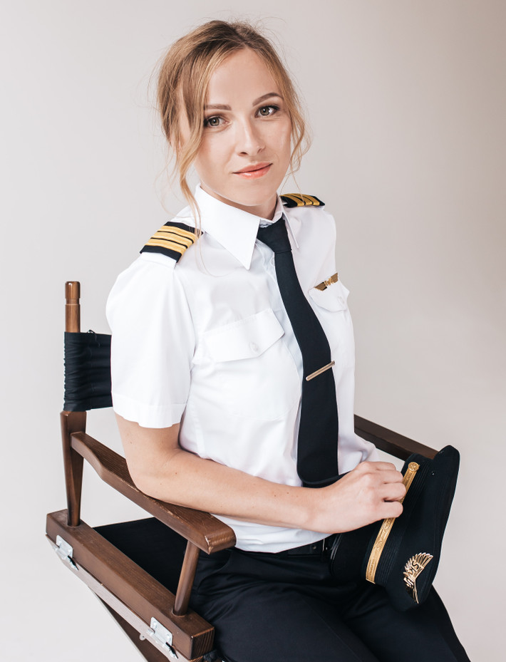 Galina Marakhovska là nữ phi công của SkyUp Airlines, hãng hàng không giá rẻ và thuê chuyến của Ukraine có trụ sở chính tại Kyiv.