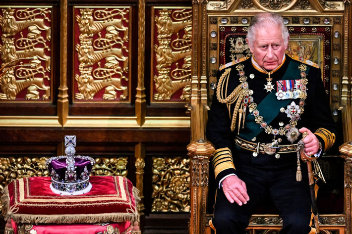 Sau sự ra đi của Nữ hoàng Elizabeth II, Thái tử Charles chính thức trở thành Vua Charles III của Vương quốc Anh. Ông sẽ chính thức được công bố là Vua tại Cung điện St James's ở London trong thời gian sớm nhất có thể.