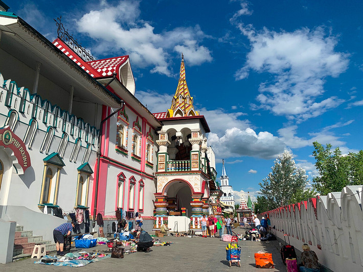 Khu phức hợp văn hóa và giải trí Điện Kremlin ở Izmailovo là một trong những địa điểm du lịch nổi tiếng của Moscow.