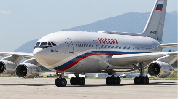Nhiệm vụ "cao cả" này được giao cho Il-96-300PU, "đỉnh cao" trong chế tạo máy bay ở Nga.