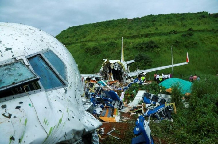 Vụ tai nạn gần đây nhất liên quan đến Boeing 737-800 xảy ra vào tháng 8/2020 khi một máy bay của Air India Express gặp nạn trong mưa lớn, cướp đi sinh mạng của phi hành đoàn và 18 hành khách.