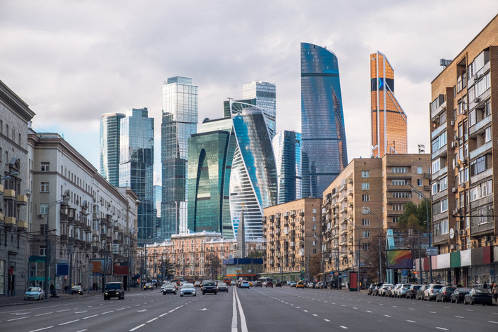 Năm 1547, Ivan Bạo chúa lên ngôi làm Sa hoàng, nhà nước được đặt tên là Moscow Tsardom.